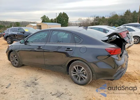 2024 Kia Forte Lx z USA, uszkodzony, nr VIN 3KPF24AD1RE799885